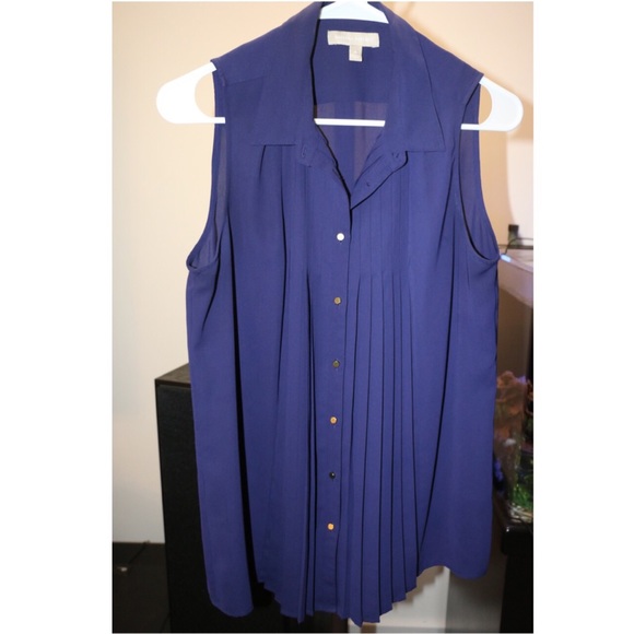 Banana Republic Tops - Sleeveless Blouse